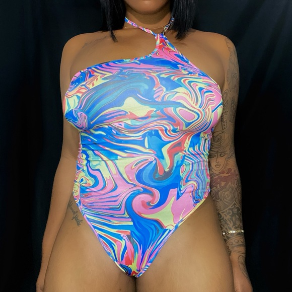 One Piece Swimwear - Picture 2 of 3